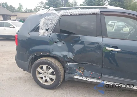 2011 Kia Sorento Lx from USA, damaged, VIN 5XYKTCA10BG168565